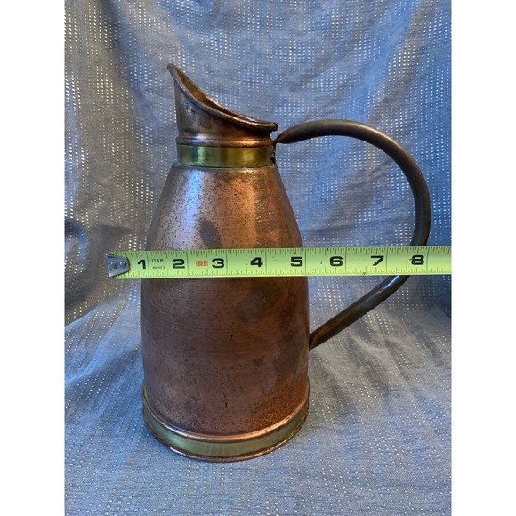 H Copper and brass pitcher - Picture 9 of 11